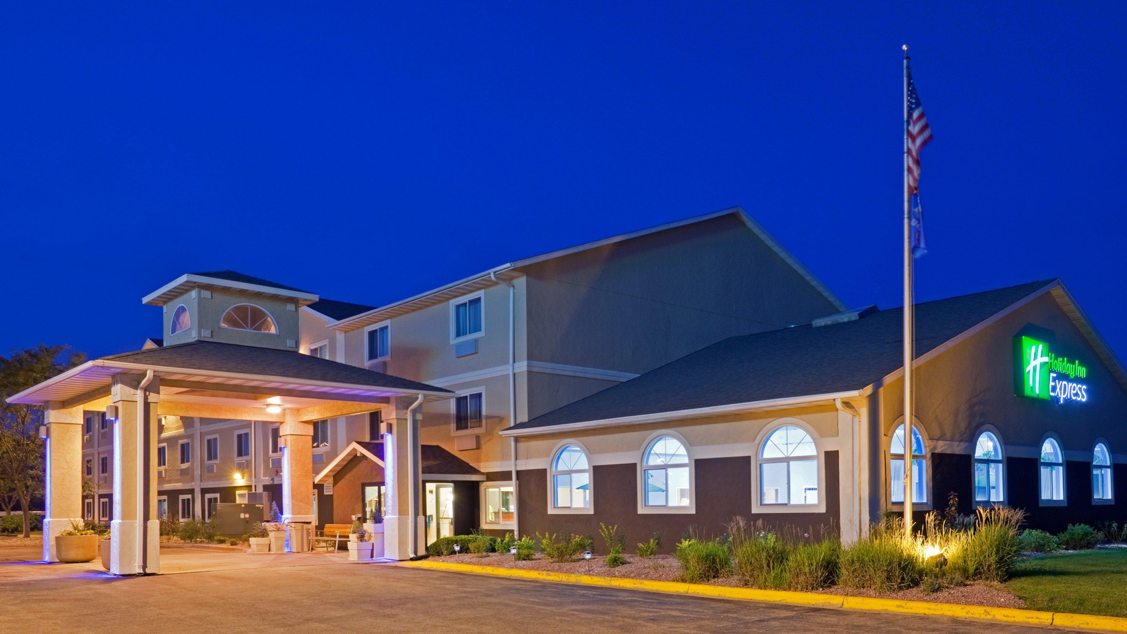 Holiday Inn Express Deforest, An Ihg Hotel Exterior photo